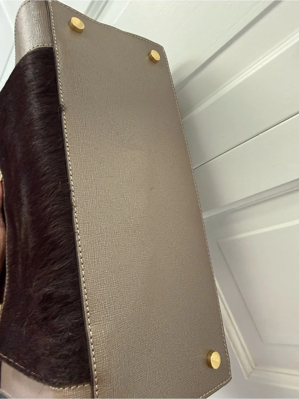 Stylish Taupe and Dark Brown Italian-Made Leather Iacucci Bag with Fur Pocket
